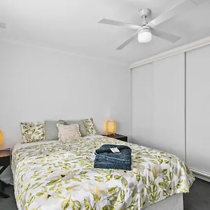 Malibu - Perth