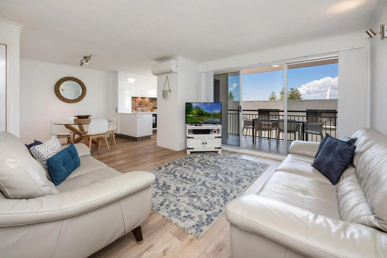 Joanne Apartments Caloundra 3*,