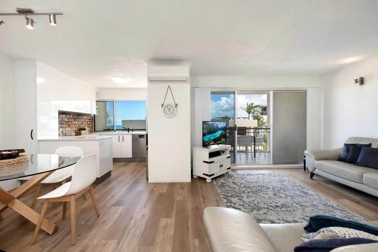 Joanne Apartments Caloundra Aparthotel