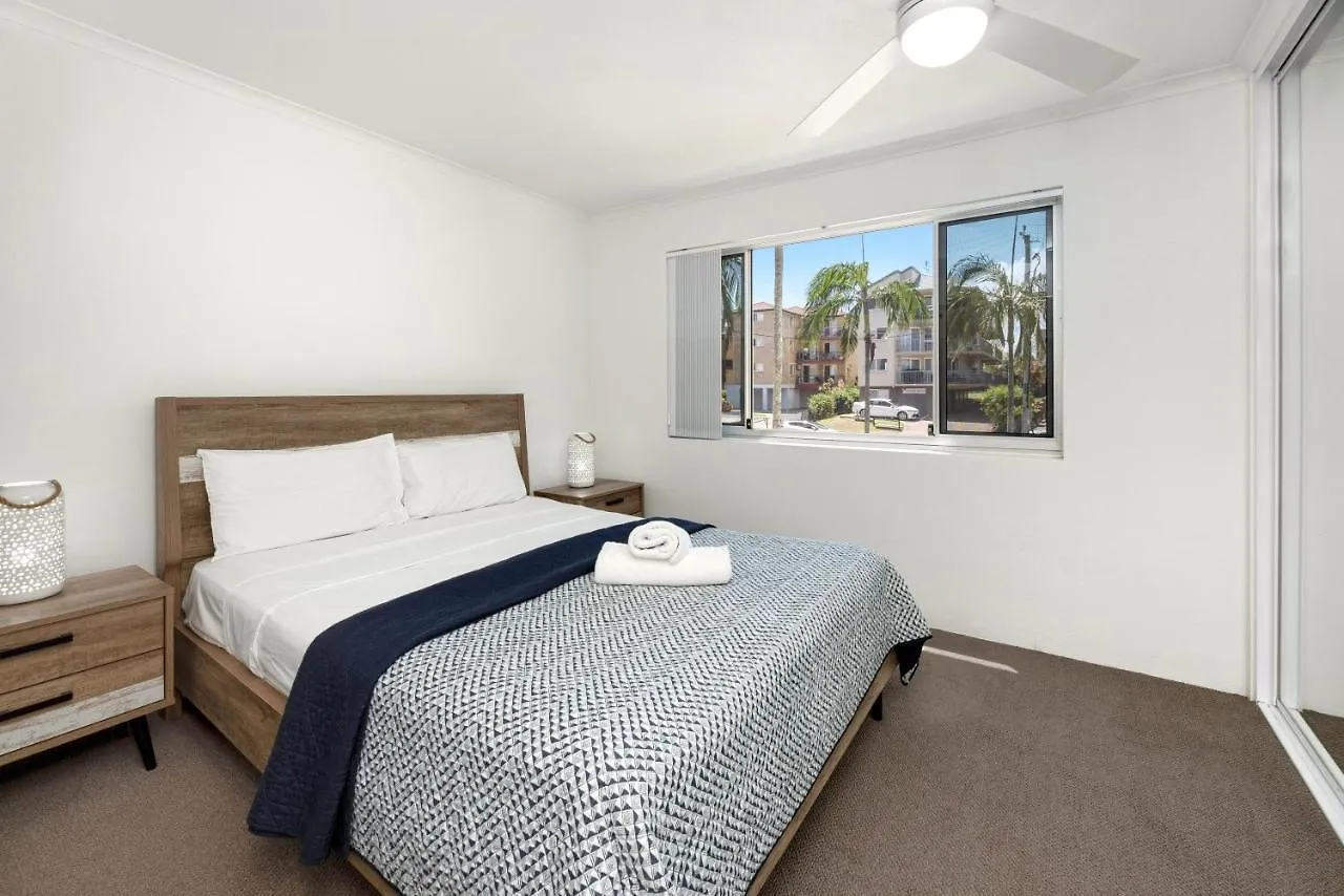 Joanne Apartments Caloundra 3*,  Australia