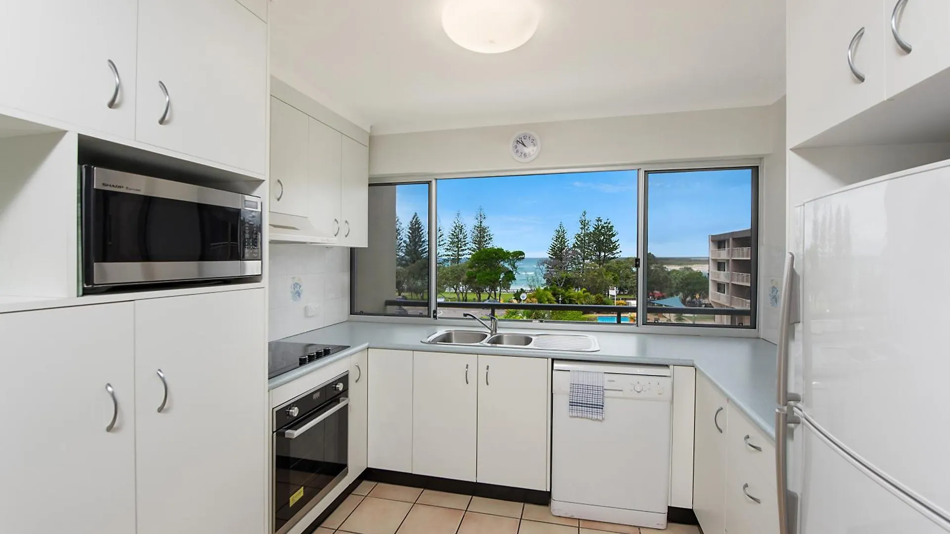 Aparthotel Joanne Apartments Caloundra