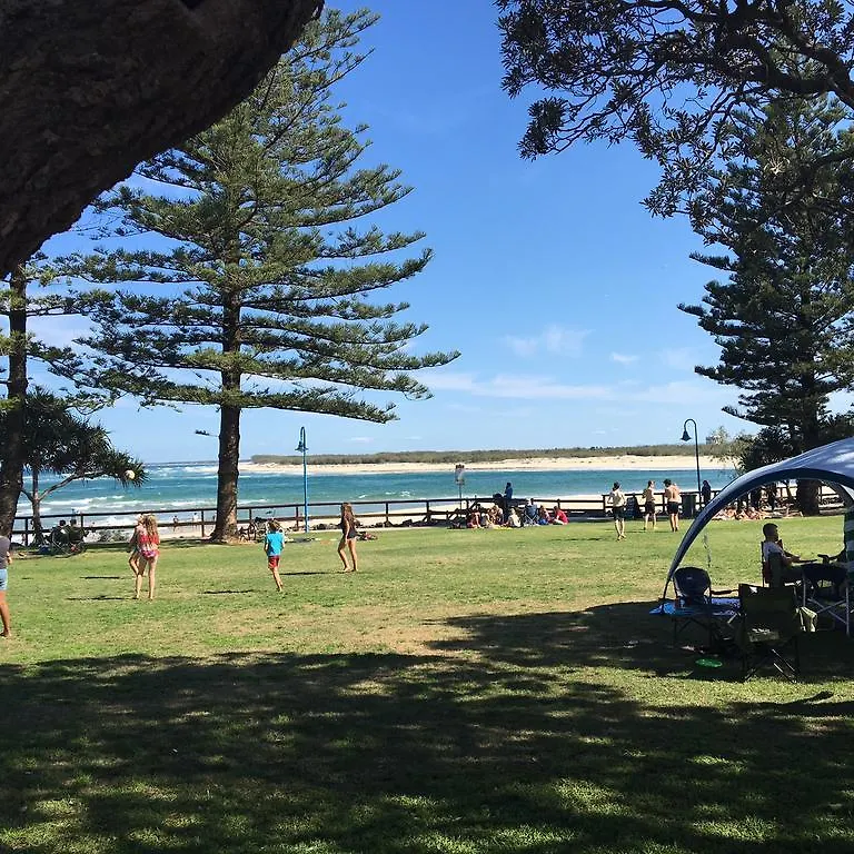 Joanne Apartments Caloundra Aparthotel