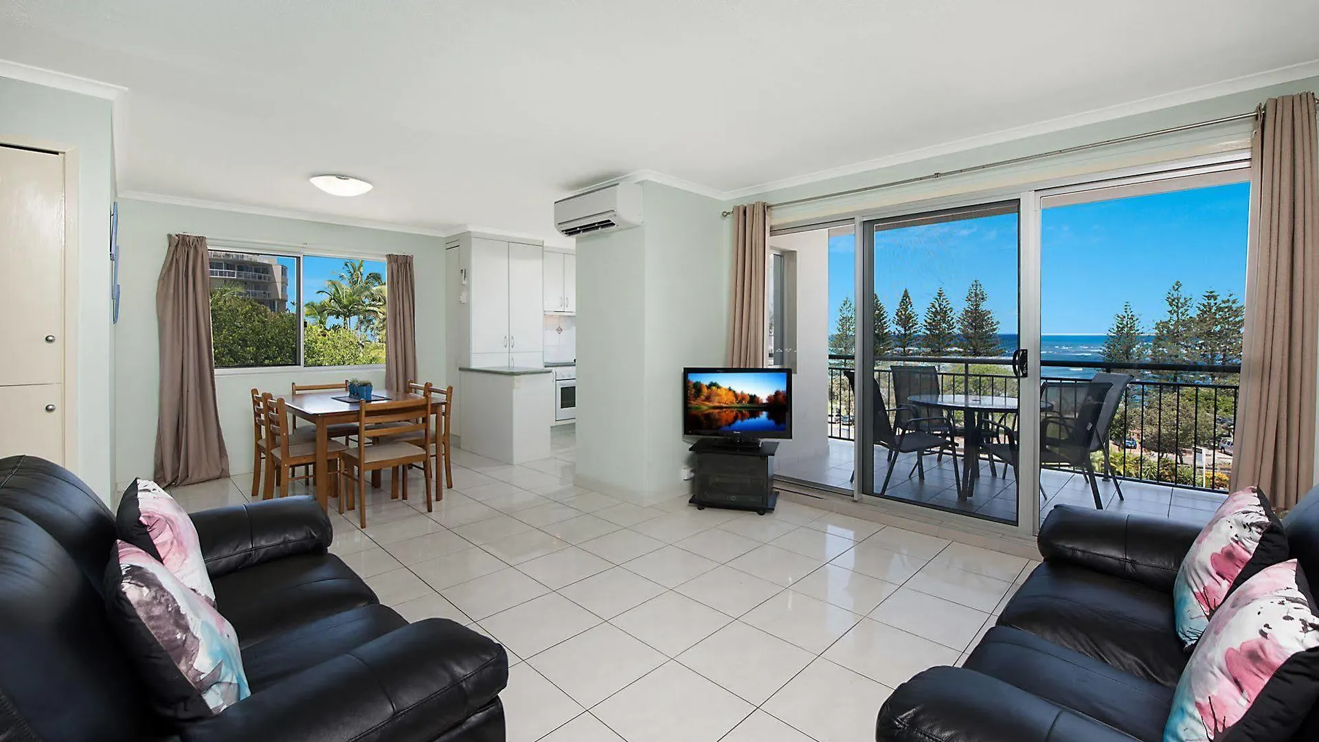 Aparthotel Joanne Apartments Caloundra