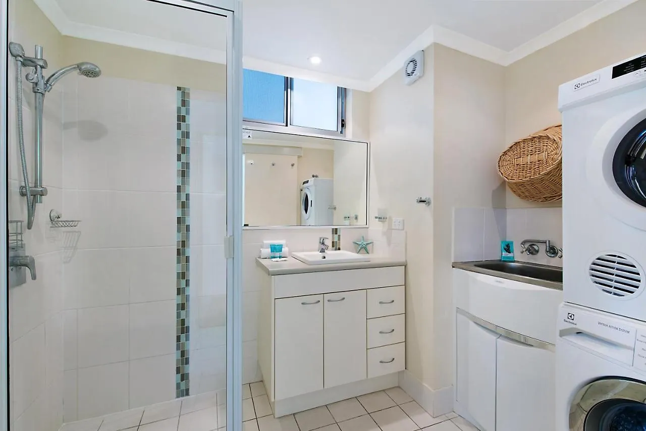 *** מלון דירות קלונדרה Joanne Apartments אוסטרליה
